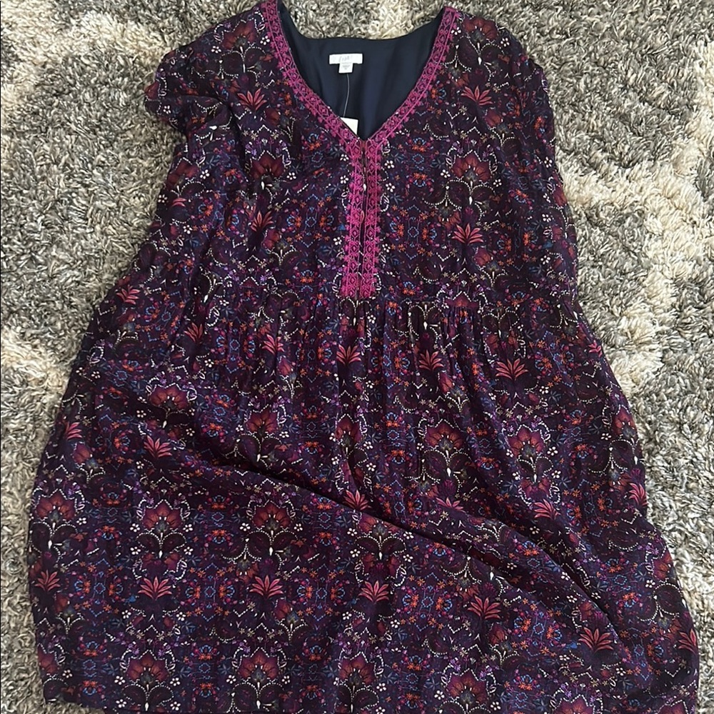 Floral Patterned Dress with Pink Accents
